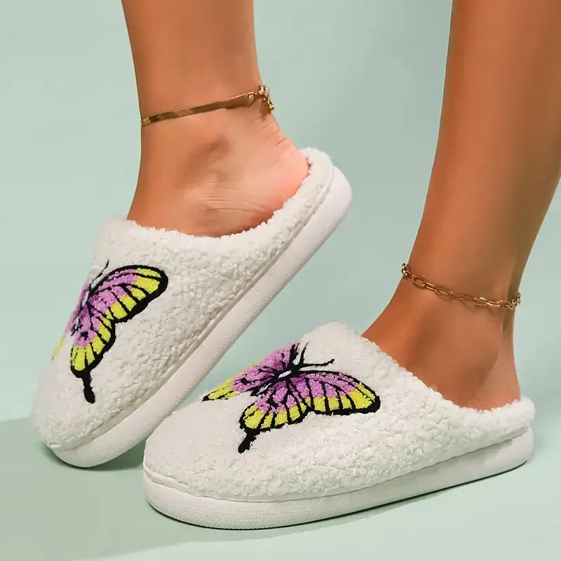 Pantufa Feminina Borboleta, Pantufa feminina aveludada, Pantufas de peluciada feminina, pantufa de qualidade, pantufas pezinho feliz