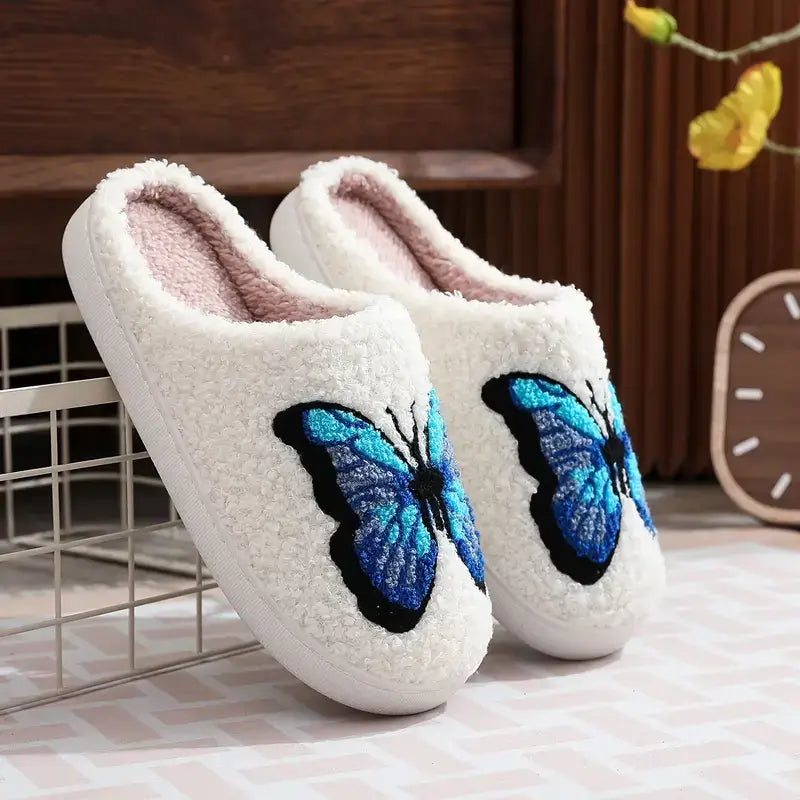 Pantufa Feminina Borboleta, Pantufa feminina aveludada, Pantufas de peluciada feminina, pantufa de qualidade, pantufas pezinho feliz