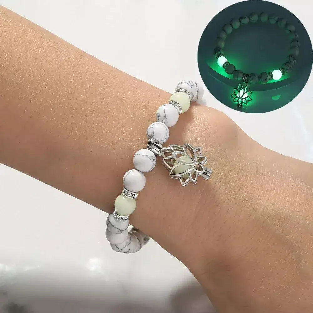 Pulseira Luminosa Lótus,
pulseira de pedra natural,
pingente de lótus,
pulseira yoga,
equilíbrio energético,
acessórios unissex
