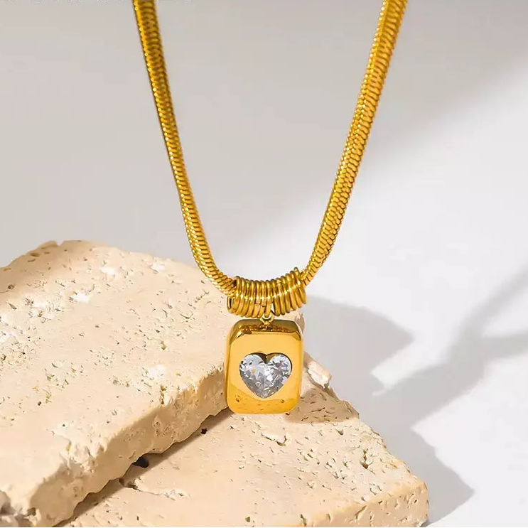 Colar Duplo com Zircônia Branca,
colar duplo trançado para mulheres,
colar resistente à oxidação,
colar feminino moderno e elegante