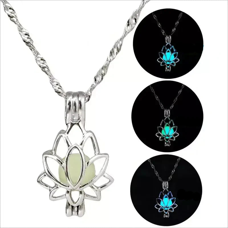 Colar Flor de Lótus Luminosa,
colar feminino,
Colar que brilha no escuro