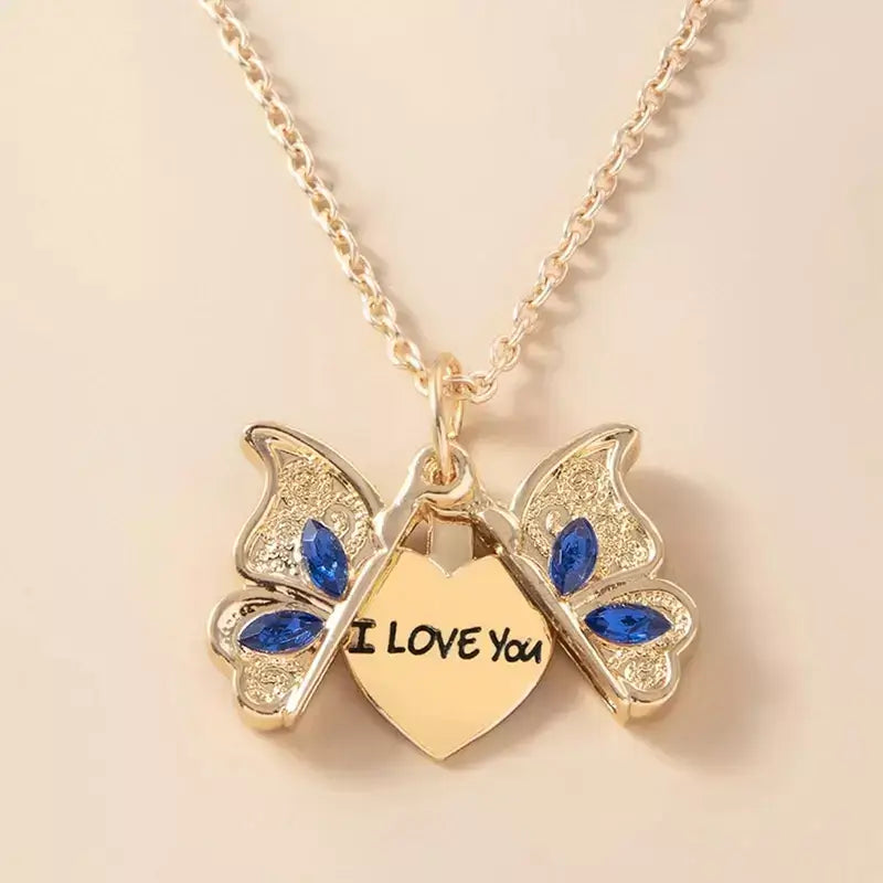 Colar Feminino Borboleta,
colar borboleta,
colar borboleta eu te amo,
pingente borboleta,
colares para presente,
presente romântico,
joia para mulheres