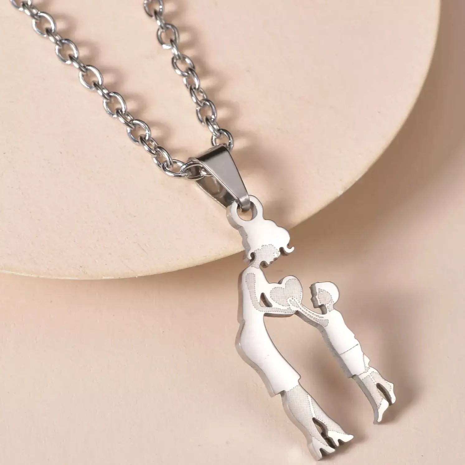 Colar Feminino Amor Infinito,
colar mãe e filho,
colar filho e mãe,
colar mãe e criança,
colar família,
colar amor,
colar dia das mães