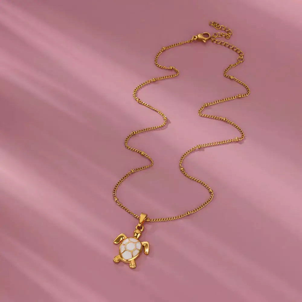 Colar Feminino Tartaruga Colorida,
Colar de verão,
Colar com miçangas,
Acessório com tema marinho,
Presente para mulheres