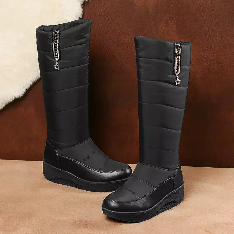 Bota Feminina Impermeável Lara, botas cano longo, botas de chuva, botas antiderrapantes, bota forro de pelúcia