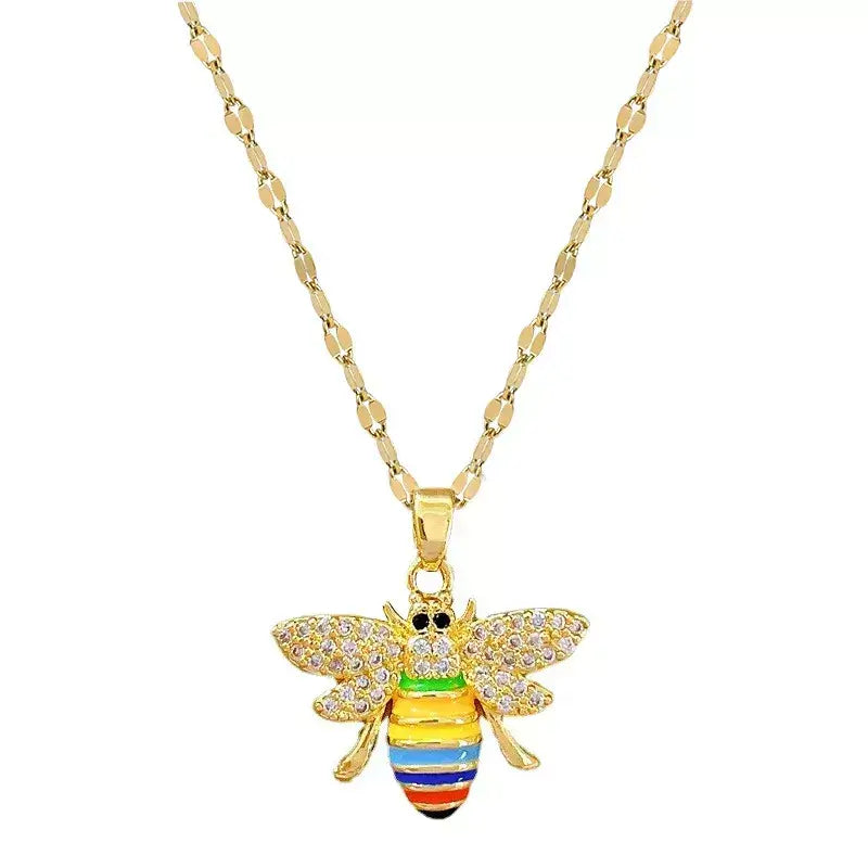 Colar Feminino Abelha Colorida,
colar com pingente de abelha,
colar colorido feminino,
bijuteria colorida feminina
