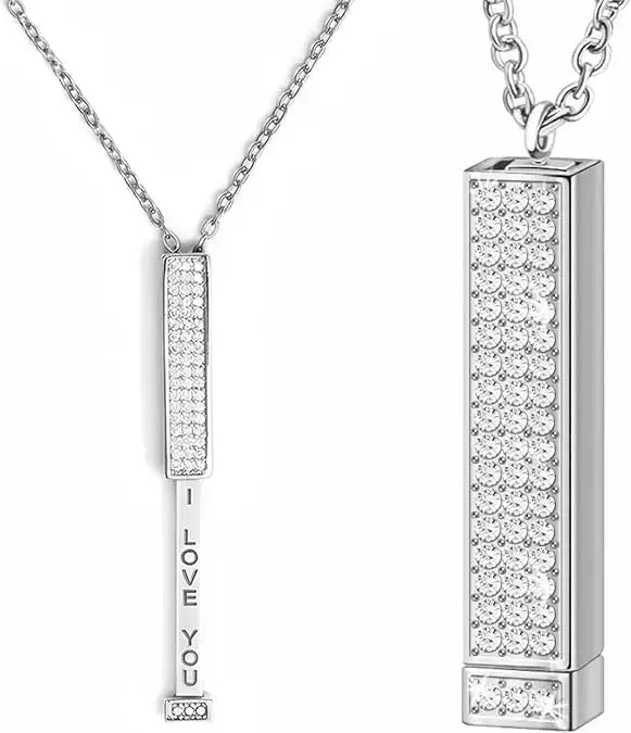 Colar Feminino Love,
colar eu te amo,
colar elegante,
colar para namorada,
joia romântica