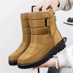 Bota feminina peluciada  Bota feminina impermeável  Bota Feminina Fashion Impermeável  Bota feminina cano curto  Bota Feminina cano baixo  Bota feminina aveludada  Bota feminina Anatômica  Bota aveludada feminina