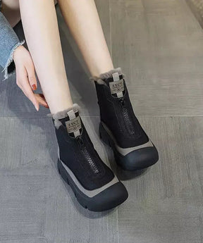 Bota feminina preta  Bota feminina pelúcia  Bota feminina impermeável  Bota Feminina de Couro Any  Bota Feminina de Couro Alexia  Bota feminina confortável  Bota Feminina cano baixo  Bota feminina aveludada  Bota feminina Anatômica  Bota aveludada feminina