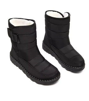 Bota feminina peluciada  Bota feminina impermeável  Bota Feminina Fashion Impermeável  Bota feminina cano curto  Bota Feminina cano baixo  Bota feminina aveludada  Bota feminina Anatômica  Bota aveludada feminina