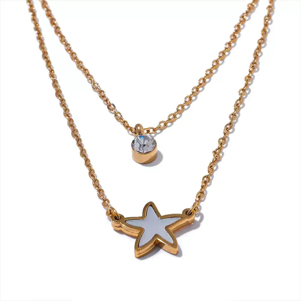 Colar Feminino Bela Estrela,
colar duplo feminino,
colar de concha natural,
colar com estrela e zircônia,
colar dourado em aço inoxidável,
colar elegante e sofisticado,
acessórios femininos de luxo,
colar para presentear