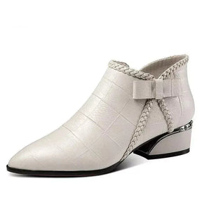 Bota Feminina Helena, bota feminina cano curto, bota feminina cano médio, bota feminina de couro, sapato feminino