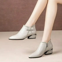 Bota Feminina Helena, bota feminina cano curto, bota feminina cano médio, bota feminina de couro, sapato feminino