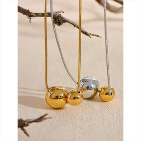Colar Feminino Esferas, 
Colar de bolinhas dourado,
colar feminino de bolinhas,
Colar elegante e sofisticado,
Colar dourado para presente,
Colar de esferas fashion