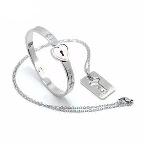 Pulseira e Colar Union - Compre 1 Leve 2
Pulseira e Colar Union,
pulseira e colar casal,
pulseiras para casais,
pulseiras de aço inoxidável,
presente para casais,
acessórios românticos,
joias significativas