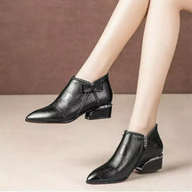 Bota Feminina Helena, bota feminina cano curto, bota feminina cano médio, bota feminina de couro, sapato feminino