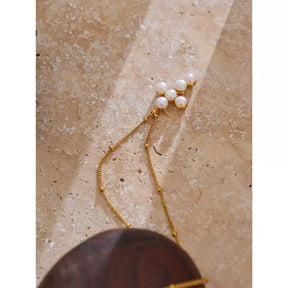 Colar Feminino Cruz de Pérola,
colar religioso moderno,
colar de luxo feminino,
colar cruz pérola,
Colar feminino elegante,
colar dourado