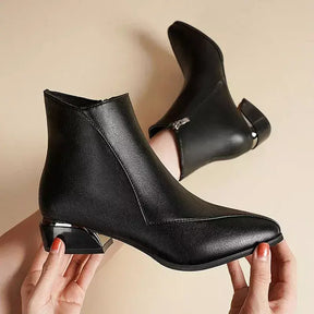 Bota Feminina de Luxo Sublime , Bota Feminina de couro , Bota Feminina cano baixo