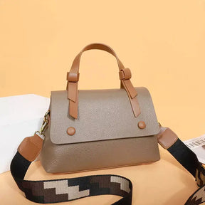 Bolsa Feminina de Couro Teodora,
bolsa feminina transversal,
bolsa feminina pequena,
bolsa feminina de mão,
bolsa feminina elegante,
bolsa feminina chique,
bolsa feminina de festa,
bolsa de luxo,
bolsa feminina de couro legítimo