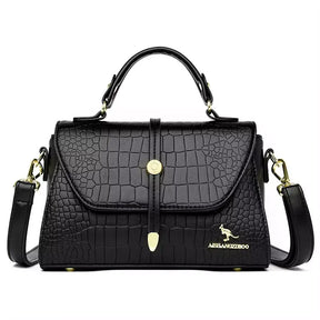 Bolsa Feminina de Couro Sophia,
bolsa feminina transversal,
bolsa feminina pequena,
bolsa feminina de couro legitimo,
bolsa feminina elegante,
bolsa feminina chique,
bolsa feminina de festa,
bolsa de luxo