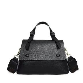 Bolsa Feminina de Couro Teodora,
bolsa feminina transversal,
bolsa feminina pequena,
bolsa feminina de mão,
bolsa feminina elegante,
bolsa feminina chique,
bolsa feminina de festa,
bolsa de luxo,
bolsa feminina de couro legítimo
