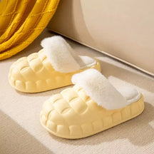 Chinelo Pantufa Feminino Anatômico, Pantufa feminina, chinelo feminino impermeável, Chinelo feminino confortável, chinelo feminino peluciado, Chinelo Feminino Anatômico Plush, chinelo aveludado feminino