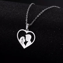 Colar Casal em Coração,
Colar de casal,
colar romântico,
Colar coração casal,
Colar de casal apaixonado,
colar de amor
