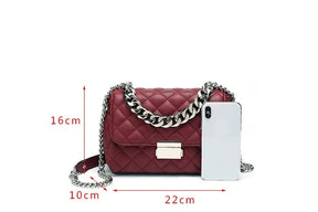 Bolsa Feminina Beatriz,
bolsa feminina transversal,
bolsa feminina pequena,
bolsa feminina de corrente,
bolsa feminina elegante,
bolsa feminina chique,
bolsa feminina de festa,
bolsa de luxo