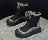 Bota feminina preta  Bota feminina pelúcia  Bota feminina impermeável  Bota Feminina de Couro Any  Bota Feminina de Couro Alexia  Bota feminina confortável  Bota Feminina cano baixo  Bota feminina aveludada  Bota feminina Anatômica  Bota aveludada feminina