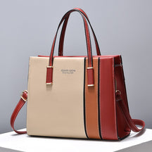 mochila feminina couro  bolsas femininas  bolsa transversal feminina  bolsa mochila feminina  bolsa feminina transversal  Bolsa Feminina Hellen  bolsa feminina grande  Bolsa Feminina de Luxo bolsa feminina