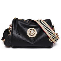 Bolsa Feminina de Couro Bella Fashion, Bolsa Feminina de couro