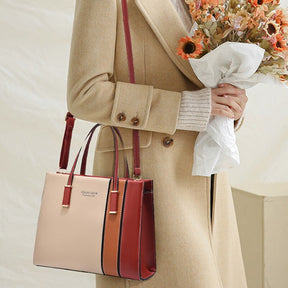 mochila feminina couro  bolsas femininas  bolsa transversal feminina  bolsa mochila feminina  bolsa feminina transversal  Bolsa Feminina Hellen  bolsa feminina grande  Bolsa Feminina de Luxo bolsa feminina